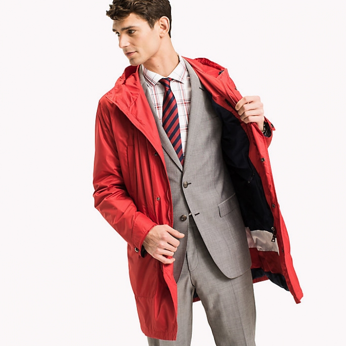 Парка Tommy Hilfiger, 32 990 рублей (Tommy Hilfiger)