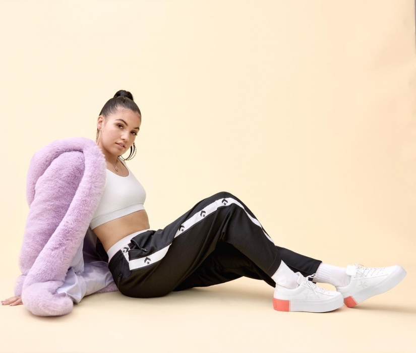 Испанская поп-исполнительница Мейбел (@mabel)