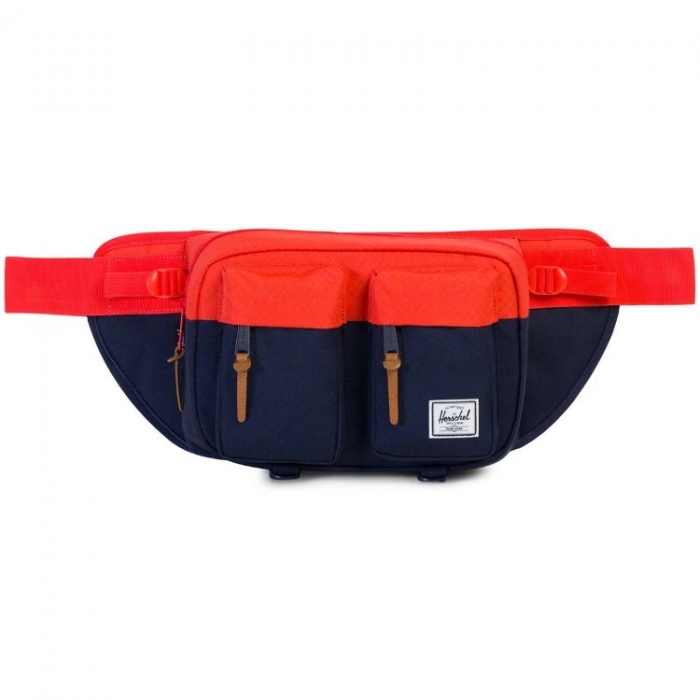 Herschel, 3950 рублей («Юность»)