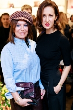 Матильда Шнурова, Ирина Оганова