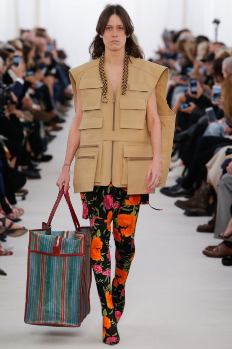 Коллекция Balenciaga, весна-лето 2017