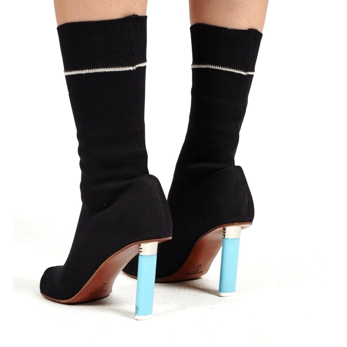 Каблуки-зажигалки от Vetements