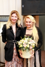 Анна Лагойская, Наталья Королева