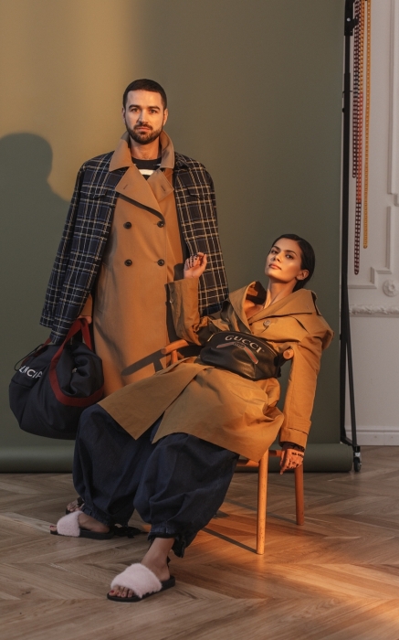 На Семене Александровском: тренч Maison Margiela, рубашка Off-White (все — сoncept store nevsky 152), плащ Burberry, джемпер Joseph, брюки Giorgio