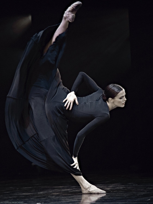 Прима-балерина Мария Абашова в роли Матери