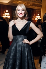 Полина Сидихина