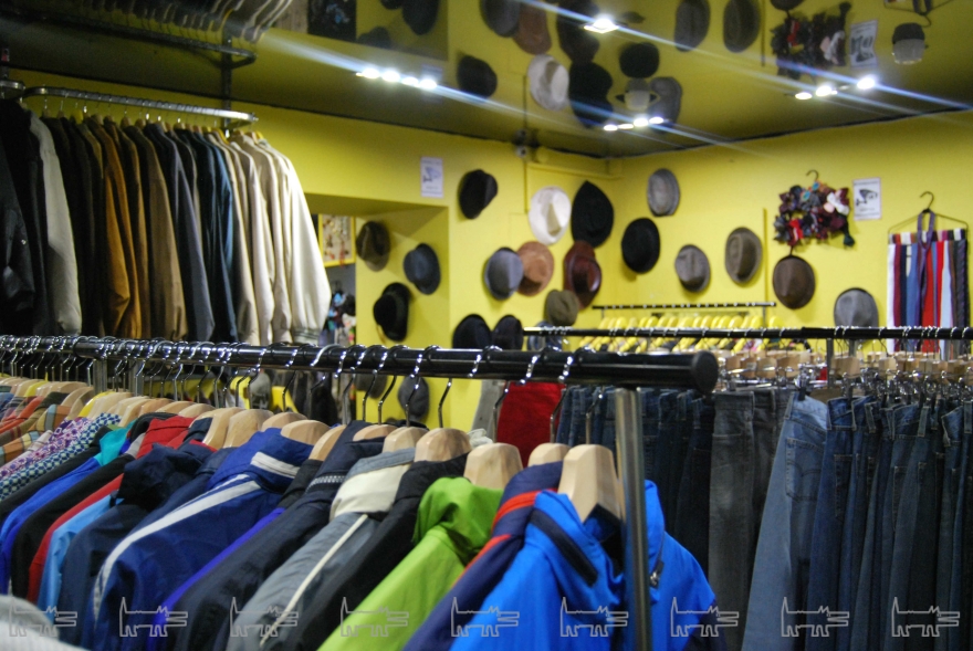 Купить dvd4 вешалка деревянная, детская, жёлтая, l=30см в интернет магазине Leom