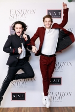 Джулиан Маккей. Николас Маккей