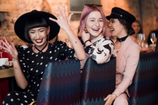 Тося Чайкина, Таша Алакоз. Алина Виноградова