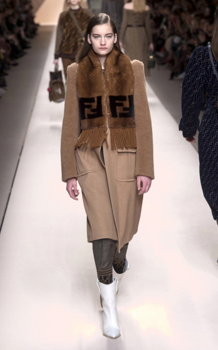 Показ коллекции Fendi, осень-зима 2018/19