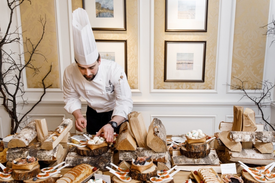 Денис Прохоров, шеф-повар ресторана "Чайная гостиная"