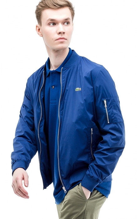 Lacoste, 16 980 рублей (Lacoste)