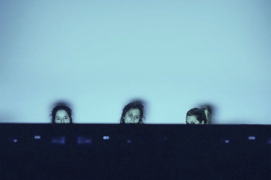 Воскресенье, 22 апреляВ «Углу» премьера — спектакль «Бывшая, школьная» по пьесе, которая вошла в шорт-лист драматургического конкурса PRO/ДВИЖЕНИЕ