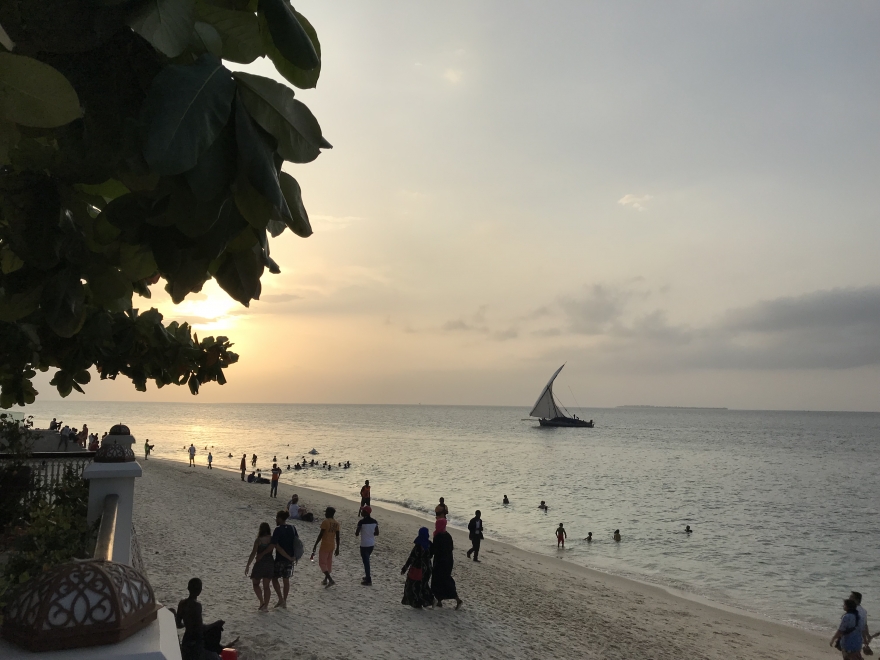 Знаменитый африканский закат — горячий фотоспот.