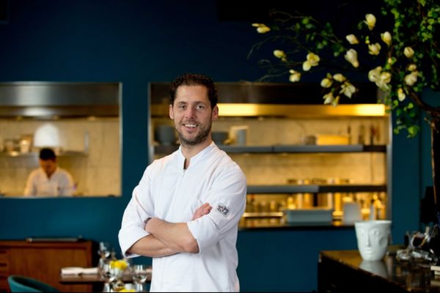 «Меньше значит больше» – под таким девизом работает шеф из Голландии Ремсо Куйперс (Remco Kuijpers). Используя минимум ингредиентов, повар-минималист