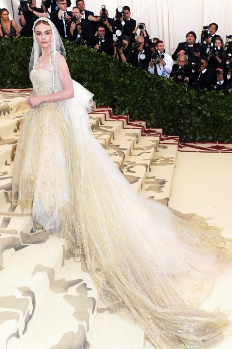 Кейт Босуорт в Oscar de la Renta
