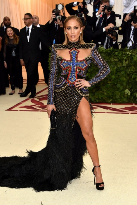Дженнифер Лопес в Balmain