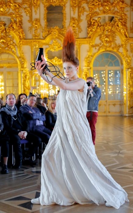 Показ Лилии Киселенко в Екатерининском дворце на «Ассоциациях» в 2017 году