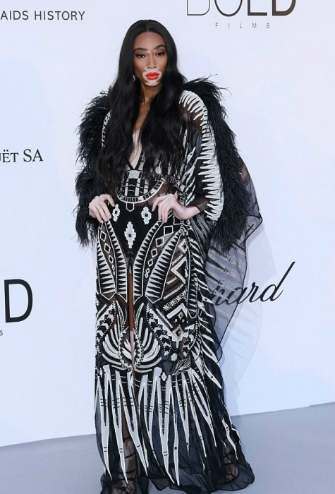 Винни Харлоу в Zuhair Murad