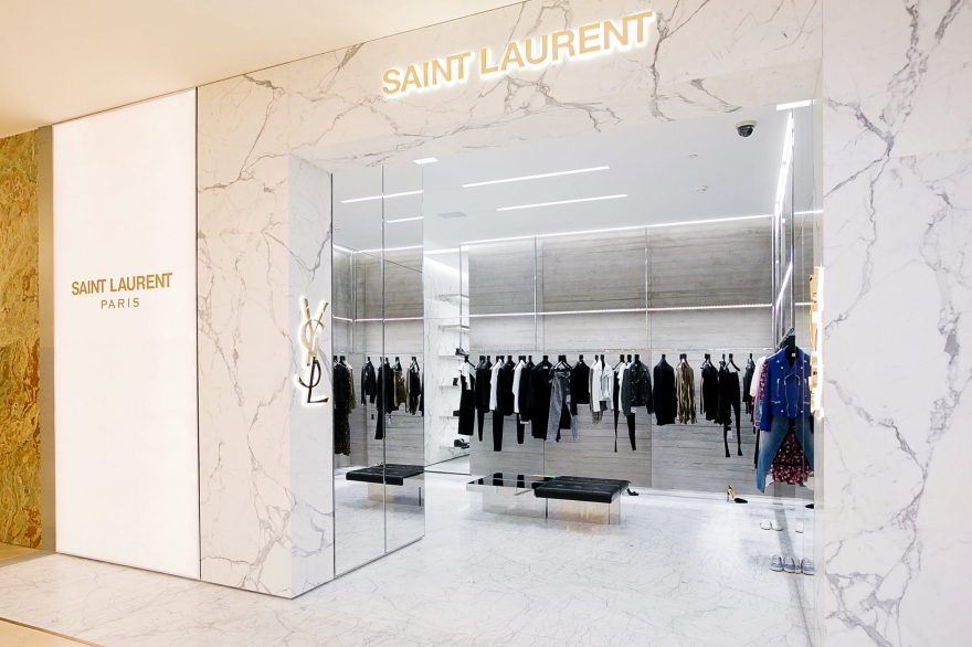 Корнер Saint Laurent в ДЛТ