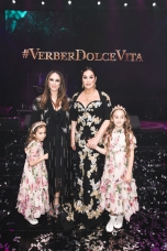 Алла Вербер. с дочерью Катей и внучками