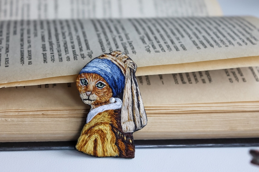 Брошь Magic Needle, 1900 рублей (lmbd.ru)