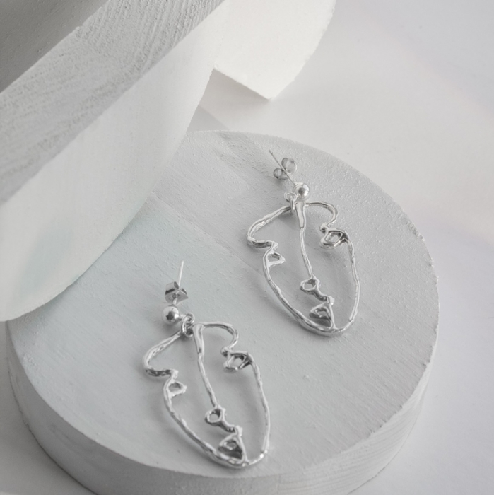 Серьги Aryutkina, 5600 рублей (annaaryutkina.com)