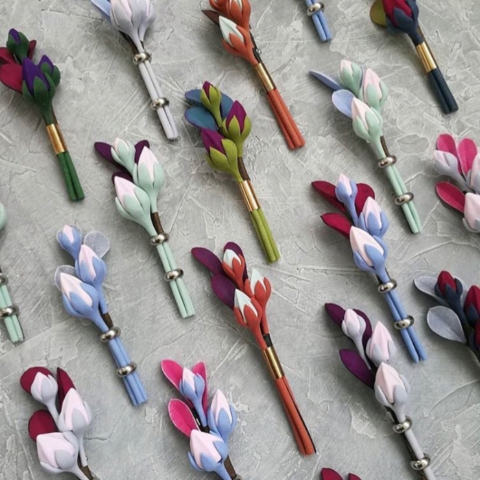 Брошь Bloom Berry, 1400 рублей за штуку (Daphne Jewelry)