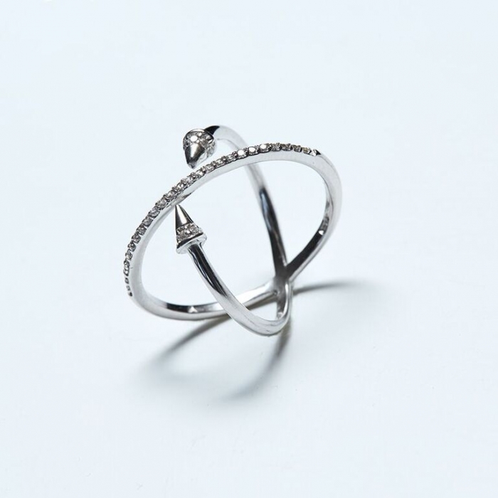 Кольцо с цирконами, 1430 рублей (Subbota Showroom)