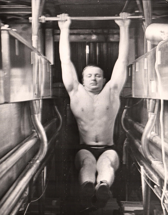 Участник эксперимента Института медико-биологических проблем Г. Мановцев. 1967