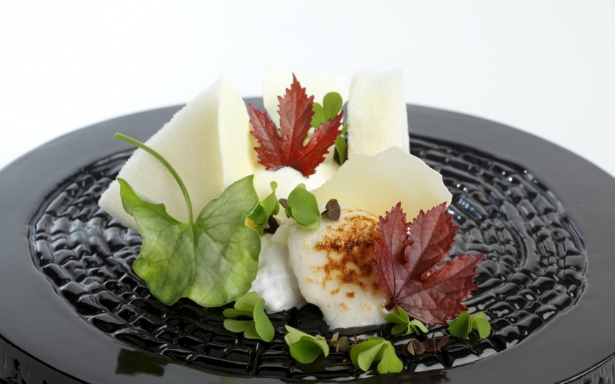 Блюдо Эйо "Текстуры молока"