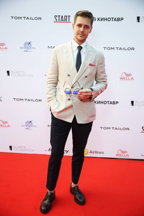 Милош Бикович