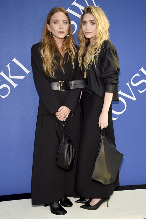 Эшли и Мэри-Кейт Олсен в The Row