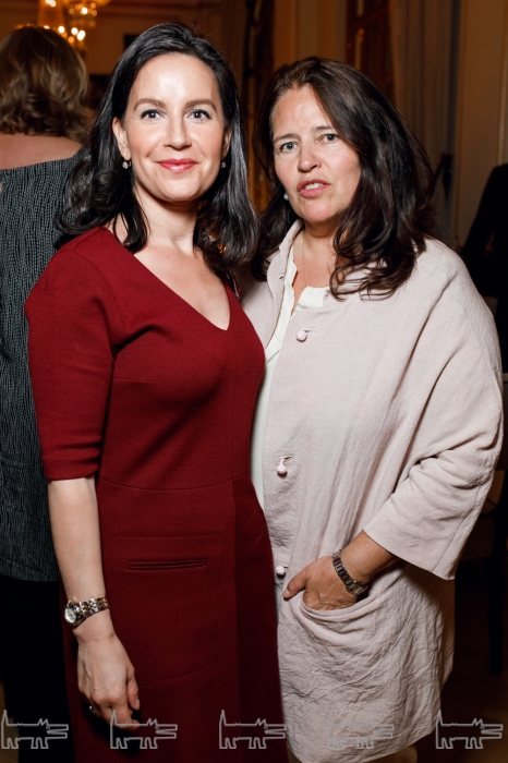 Виктория Лурик, Барбара ван дер Плас