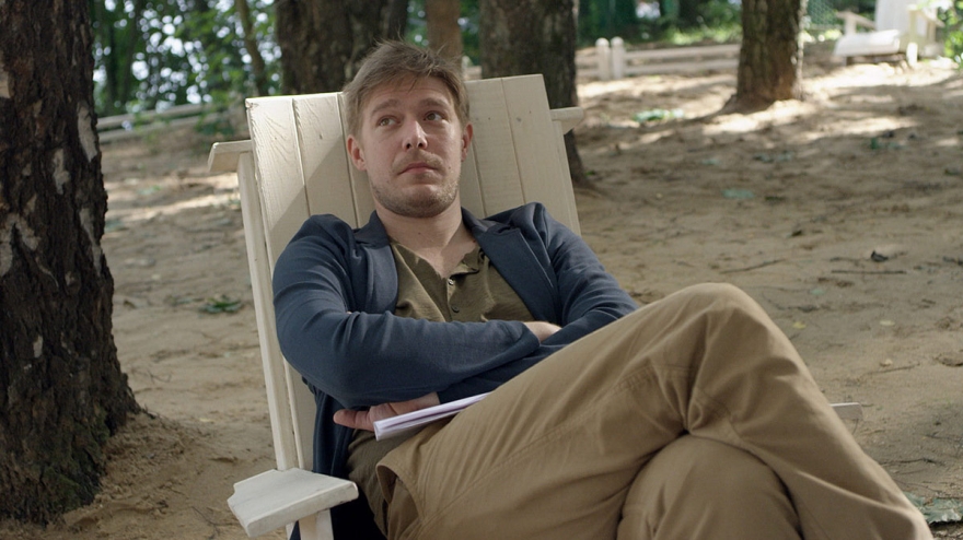 Кадр из фильма Александра Гордона «Дядя Саша»