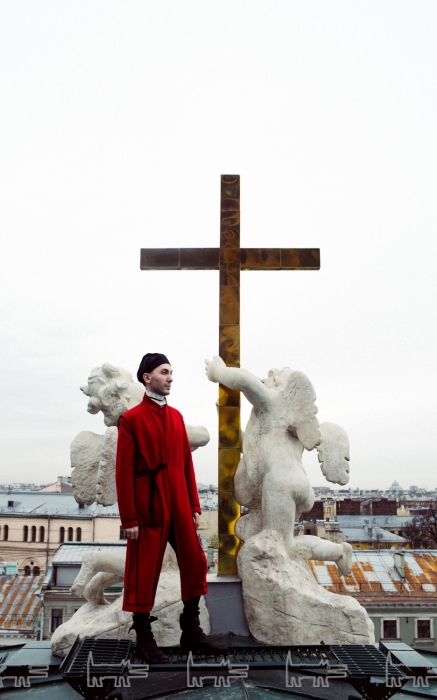 Берет, воротник и пальто Ianis Chamalidy (Ianis Chamalidy)