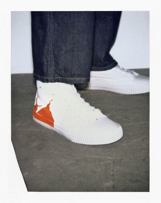 CALVIN KLEIN JEANS Sneaker, Printed artwork: Andy Warhol, Self-Portrait, c. 1977, ©/®/TM The Andy Warhol Foundation for the Visual Arts, Inc.