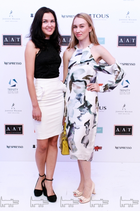 Яна Новикова, Алена Викторова