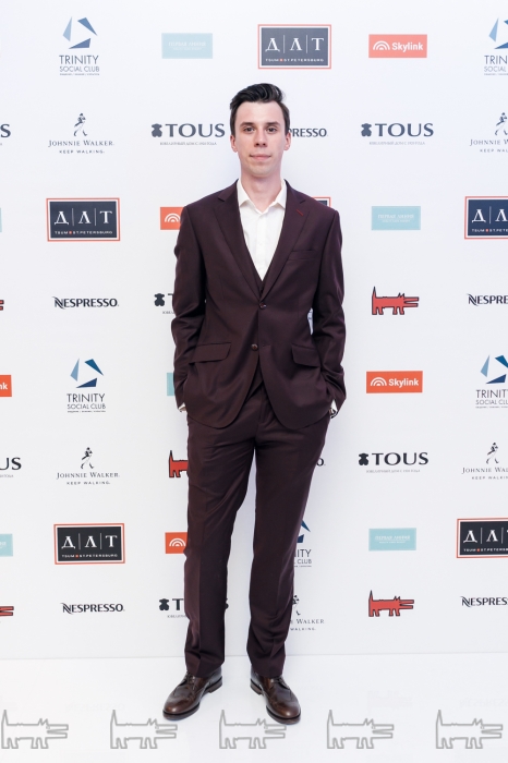 Максим Петров