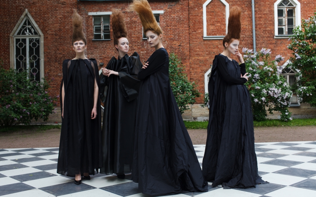 Показ Лилии Киселенко в павильоне «Адмиралтейство» на «Ассоциациях» в 2017 году