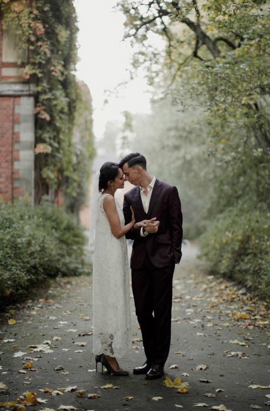 Балерина Мариинского театра Катя Иванникова в платье от Нины Штеренберг на свадьбе с Максимом Петровым