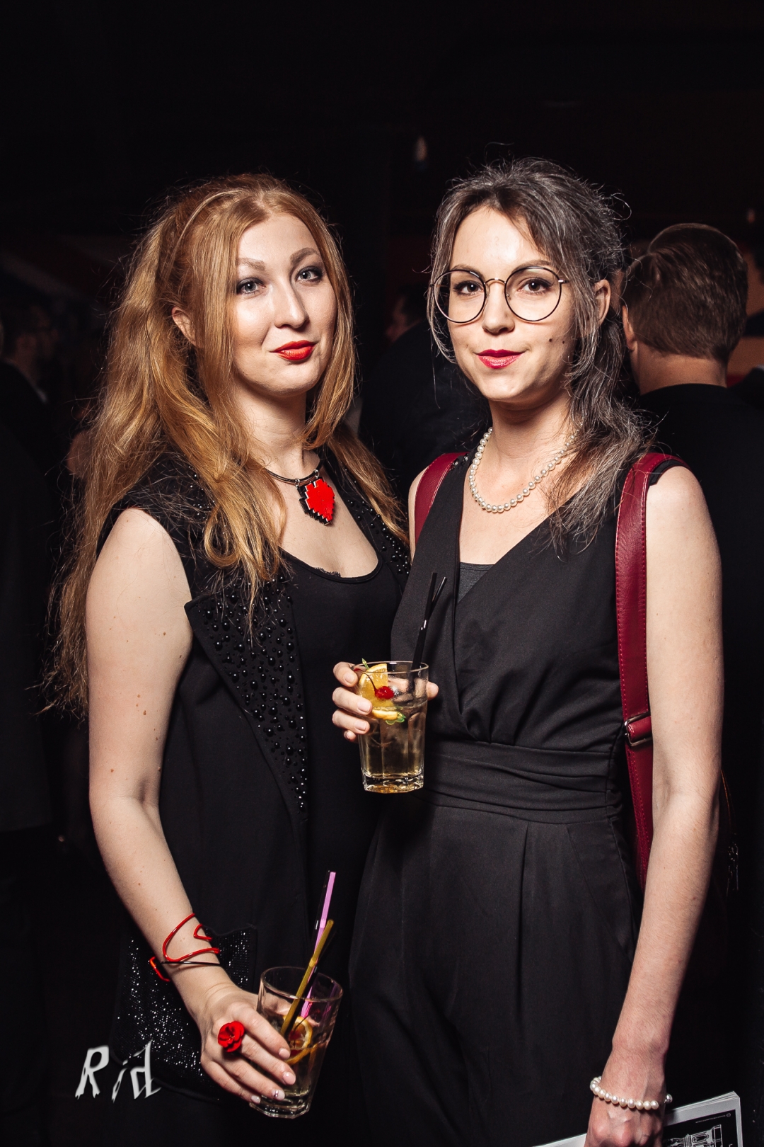 Алина Калинникова, Алиса Савицкая