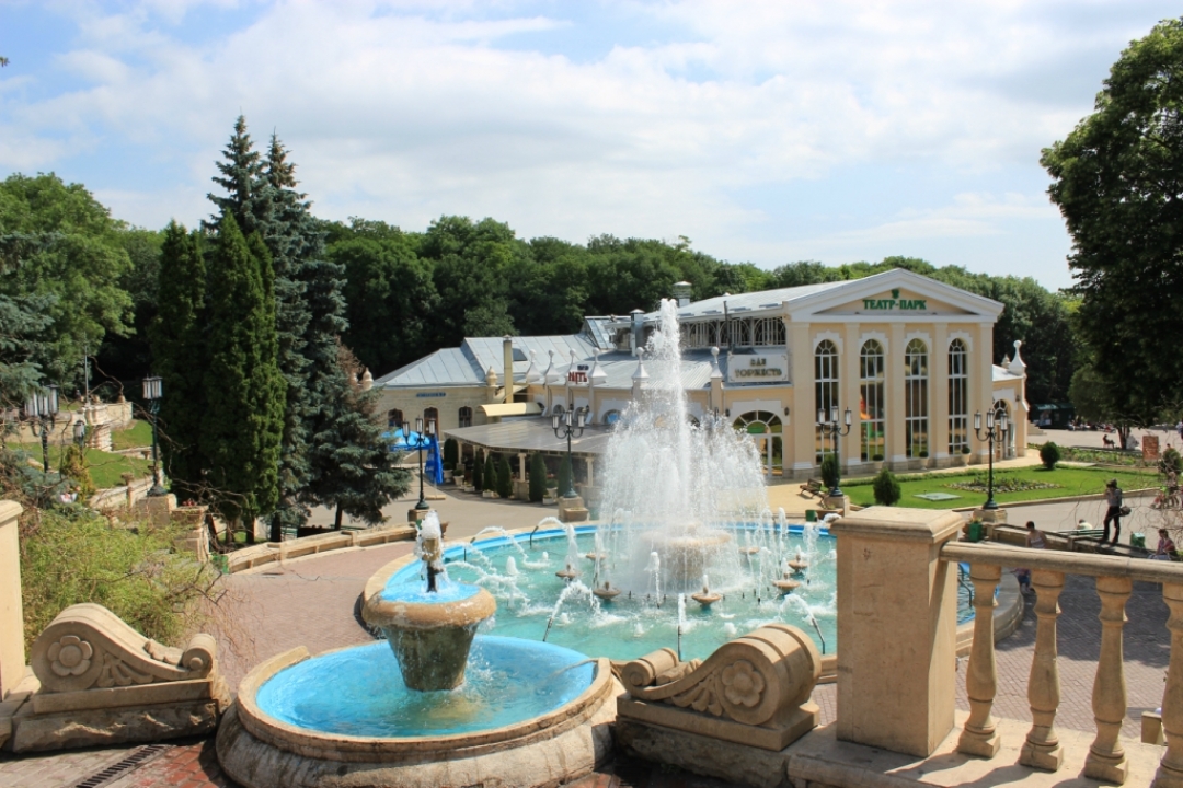 Во время интервью баба Лена собиралась в свое очередное путешествие в Ессентуки.