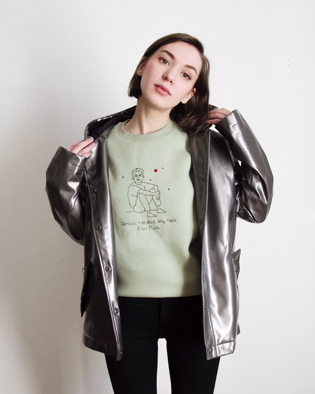 Свитшот Whosh Legends с портретом Илона Маска и надписью «Genius, handles, any task Elon Musk»