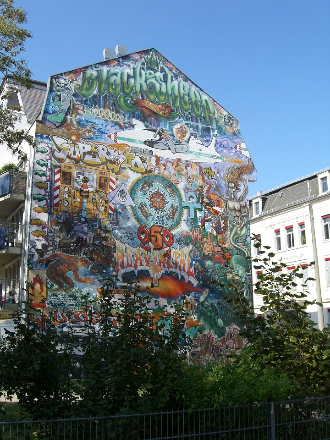 Стрит-арт района Нойштадт. Фото: Christoph Münch