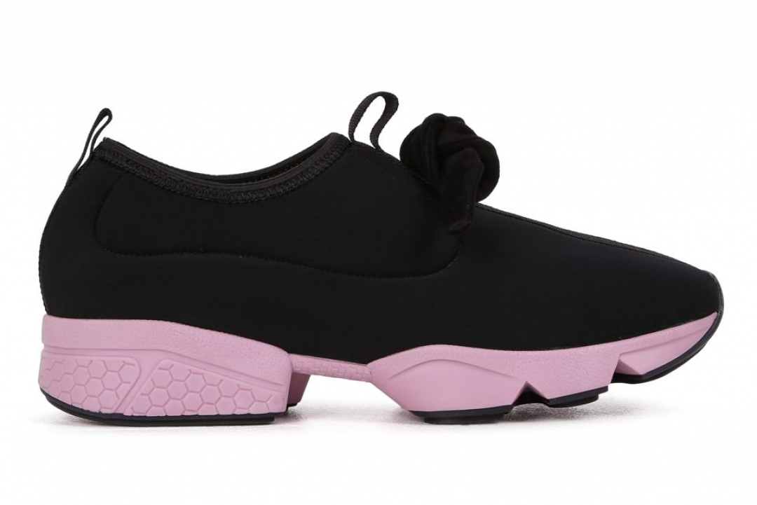 Apologie, 9780 рублей (вместо 16 300 рублей)