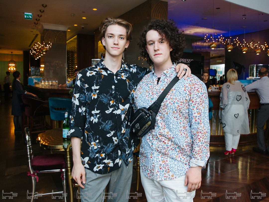 Джулиан Маккей. Николас Маккей