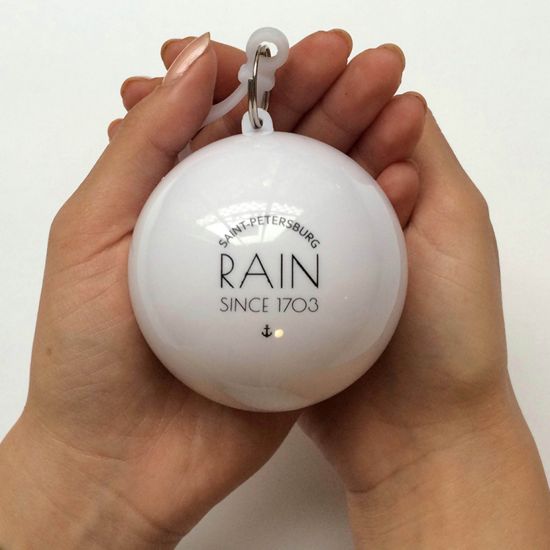 Дождевик Rain, 180 рублей («Легко-Легко»)