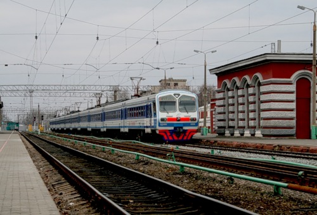 Москва курская железнодорожный. Электричка Орел Курск. Электричка Курск Москва. Электричка Курск Белгород. РЖД Курск Москва.