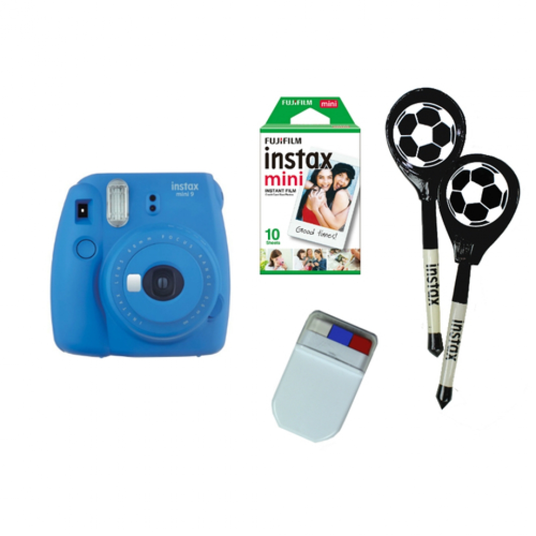 Набор Instax Mini 9 Cobalt Set Champion Fujifilm, 5490 рублей («Республика»)